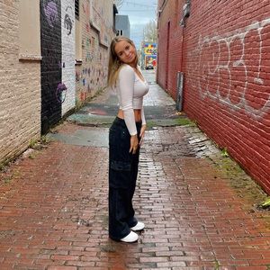 Meet your Posher, Alexandra